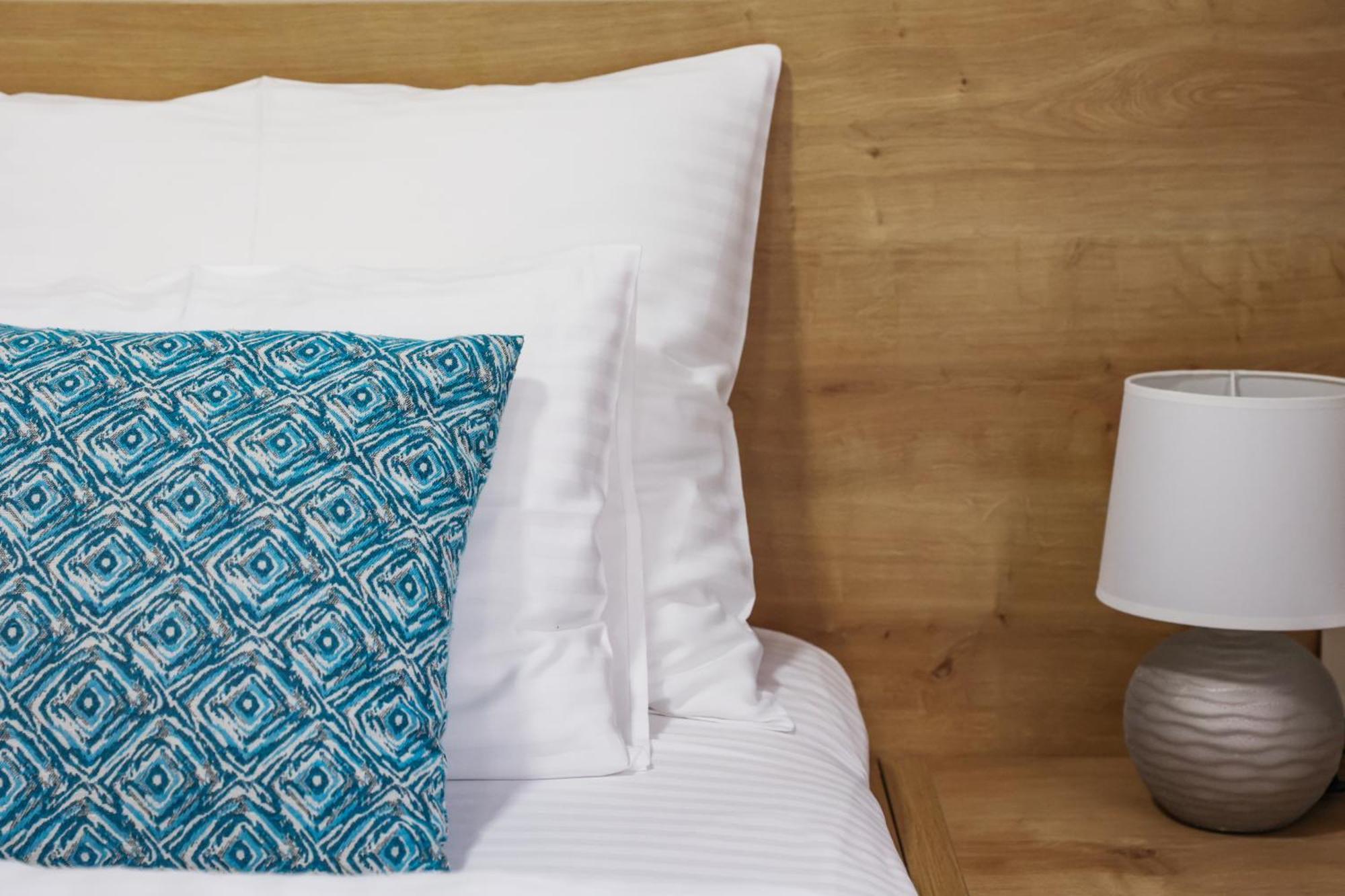 Grand Park Rooms & Apartments Cacak Bagian luar foto